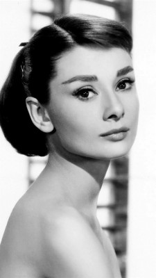 Audrey Hepburn Wallpaper - Audrey Hepburn - 800x600 Wallpaper - teahub.io