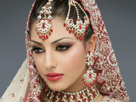 Pakistani Girls - Beautiful Pakistani Girl Hd - 1280x1024 Wallpaper