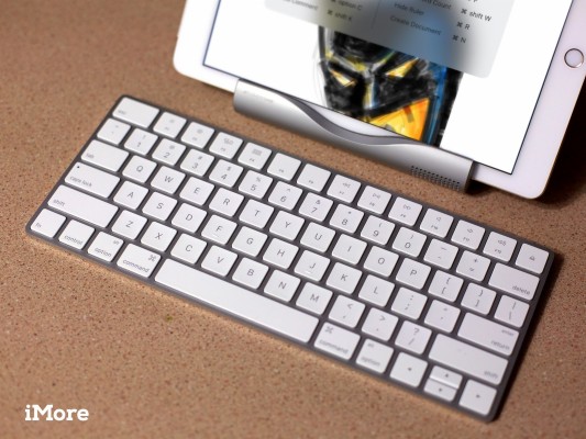 How To Connect A Bluetooth Keyboard To Ipad - Wooden Keyboard And Mouse ...