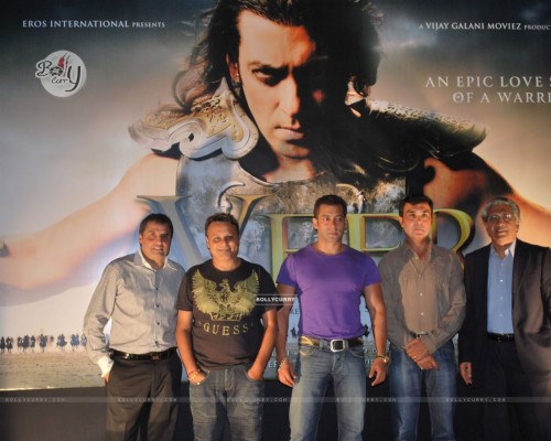 Salman Khan In The Movie Veer Size - Salman Khan Veer Movie - 1280x1024 ...