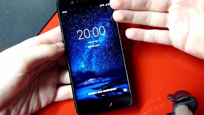Huawei Lock Screen Clock - 1280x720 Wallpaper 