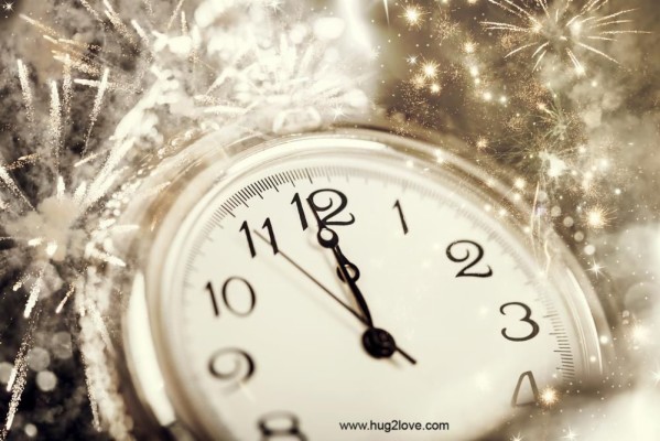 New Year Clock Midnight Champagne Splash Celebration - New Year 2020