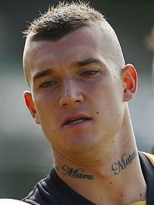 You Can Get The Unique ‘dusty’ Look - Dustin Martin Haircut - 605x806 ...