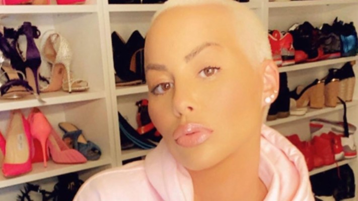 Amber Rose Naked - Amber Rose With No Hair - 1600x1200 Wallpaper