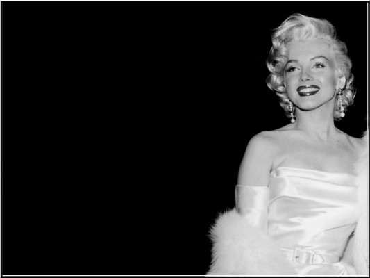 Marilyn - Marilyn Monroe Rosemary Clooney - 800x600 Wallpaper - teahub.io
