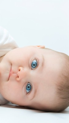 Cute Baby Blue Eyes - 750x1334 Wallpaper 