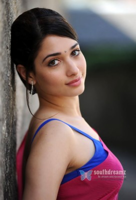 Telugu Actress Tamanna Hot Sexy Stills - Tamannaah Bhatia Close Up