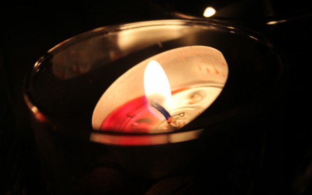 Hd Candle Images In Glass - 2560x1600 Wallpaper - teahub.io