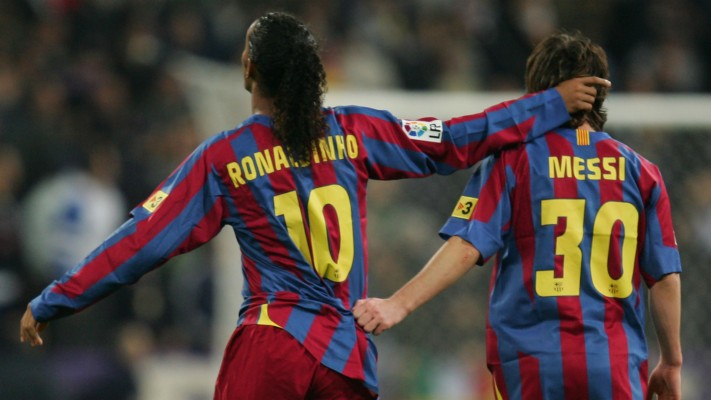 Messi And Ronaldinho Hd 1378x77 Wallpaper Teahub Io