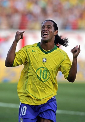 Ronaldinho Brazil 615x876 Wallpaper Teahub Io Desktop background desktop background from the above display resolutions for standart 4:3, standart 5:4, widescreen 16:10, widescreen 16:9, netbook, tablet, playbook, playstation, hd, android hd , ipad, ipad 2, ipad mini, iphone 5, iphone 5s, iphone 5c, ipod touch 5, iphone 4, iphone 4s. ronaldinho brazil 615x876 wallpaper