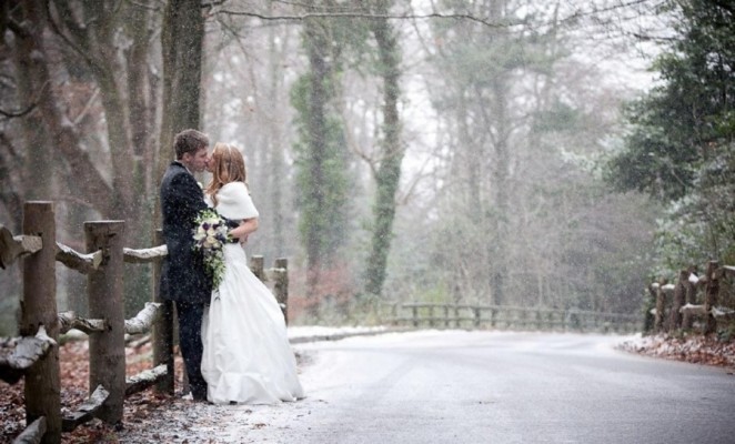 Winter Wedding Hd - 900x543 Wallpaper - teahub.io