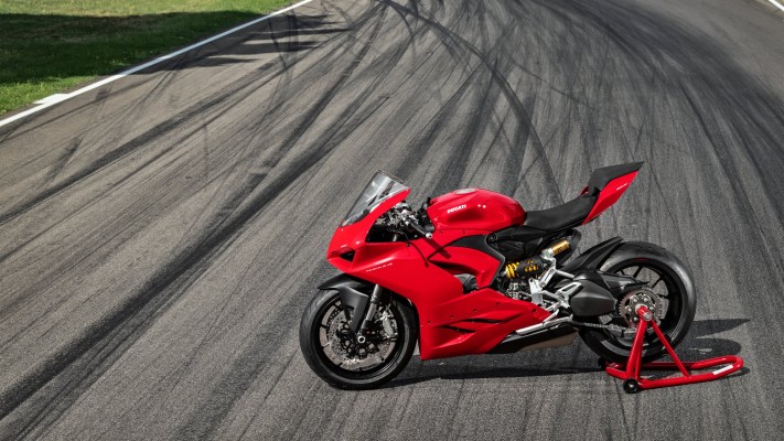 Ducati Panigale V2 - 2000x1125 Wallpaper - teahub.io