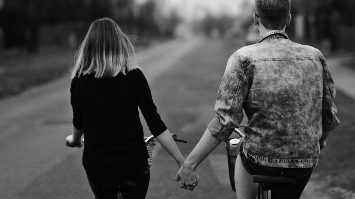 Lover Couple Cycling Together Hd Wallpapers - Lover Couple Pic Hd ...