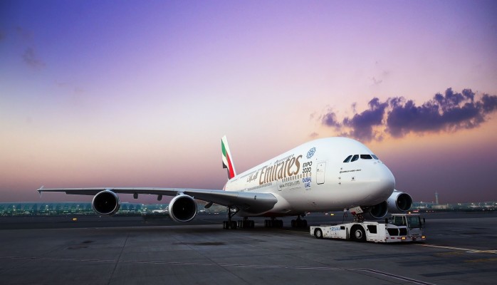 Emirates A380 Is Being Towed - A380 Emirates In Dubai International Airport  - 1600x916 Wallpaper 
