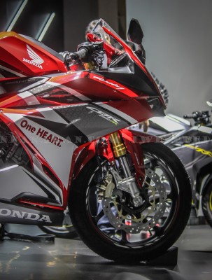 Cbr250rr Kabuki 1627x803 Wallpaper Teahub Io