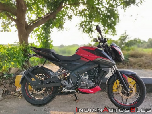 Bajaj Pulsar 220f Abs First Ride Right Side Dinos - Pulsar 220 Price In ...