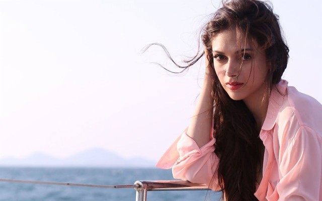 Aditi Rao Hydari Wallpapers Hd - 2880x1800 Wallpaper - teahub.io