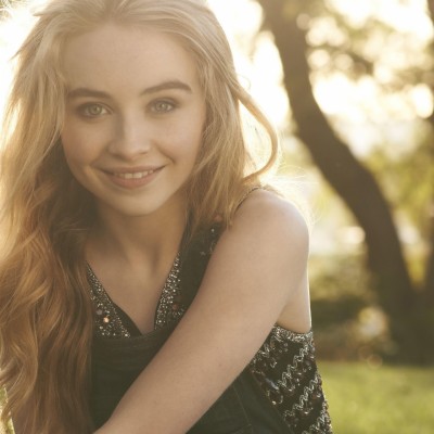 Sabrina Carpenter Tall Girl - 1024x768 Wallpaper - teahub.io