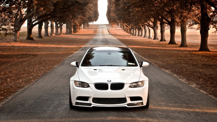 Bmw M3 Branca Na Estrada - Bmw Wallpapers Hd - 2560x1440 Wallpaper ...