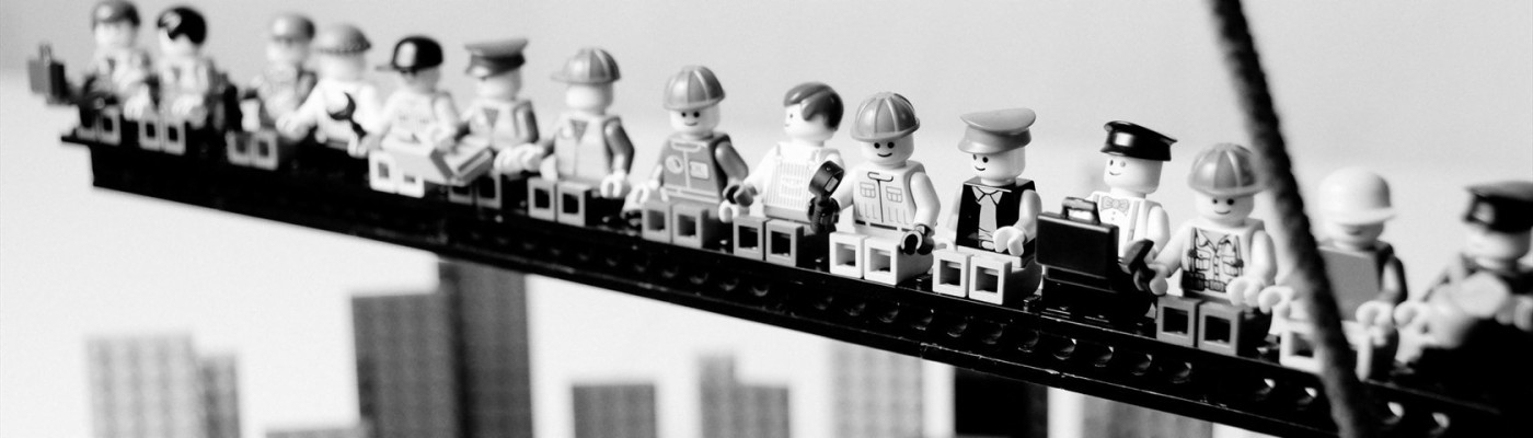 Lego City Construction Site - Lunch Atop A Skyscraper Lego - 1680x480 ...