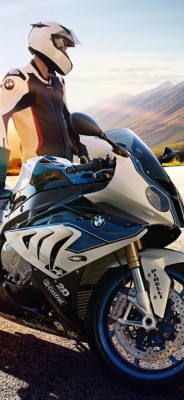 Bmw S1000rr Vs Car   Data Src Gorgerous Bmw S1000rr - Bmw S1000rr Wallpaper 4k For Iphone  - HD Wallpaper