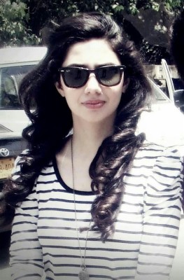 Mahira Khan - 1366x768 Wallpaper Mahira Khan - 1366x768 Wallpaper