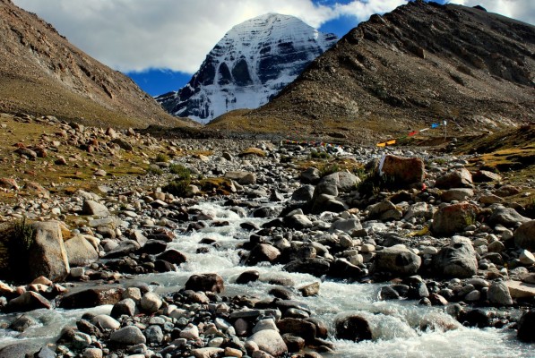 Featured image of post Ultra Hd Mount Kailash Hd Wallpaper For Desktop Easily change the background of your tv monitor laptop mobile phone pc or desktop computer in no time