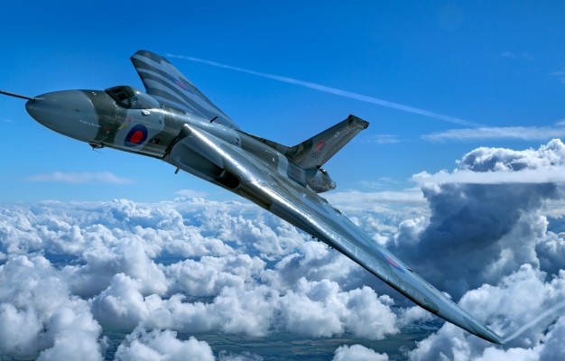 Photo Wallpaper Clouds, The Plane, Bomber, Raf, Royal - Avro Vulcan ...