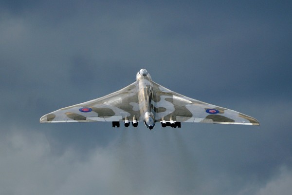 Vulcan Bomber Hi Res - 2531x1687 Wallpaper - teahub.io