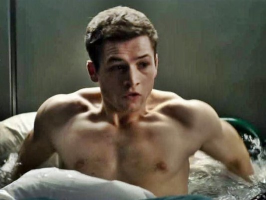 Taron Egerton - Taron Egerton Fotos Hot - 1024x768 Wallpaper - teahub.io