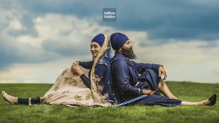 Creative Pre Wedding Poses - 1920x1080 Wallpaper 