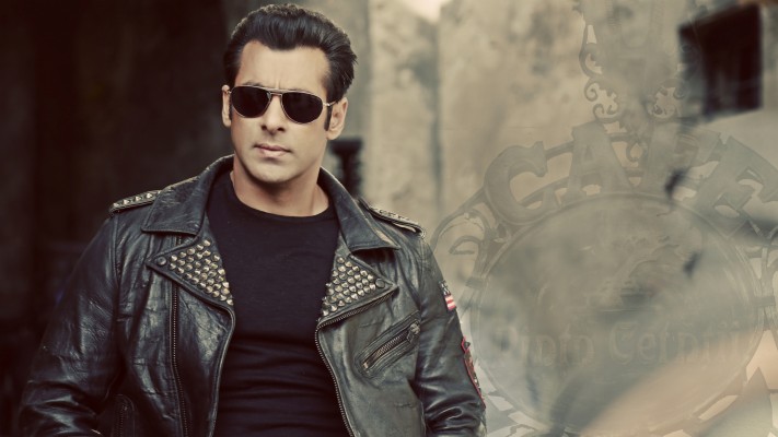 Salman Khan In Wanted - 990x556 Wallpaper Salman Khan In Wanted - 990x556 Wallpaper