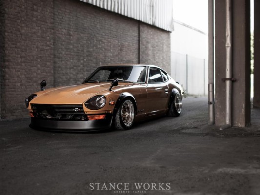 Datsun 240z Wallpaper Phone 6x1024 Wallpaper Teahub Io