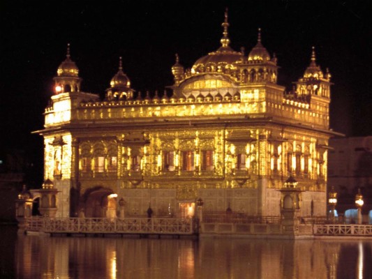 Golden Temple Night View - 1024x768 Wallpaper - teahub.io