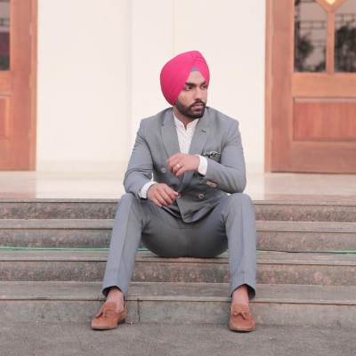 light grey coat pant with turban