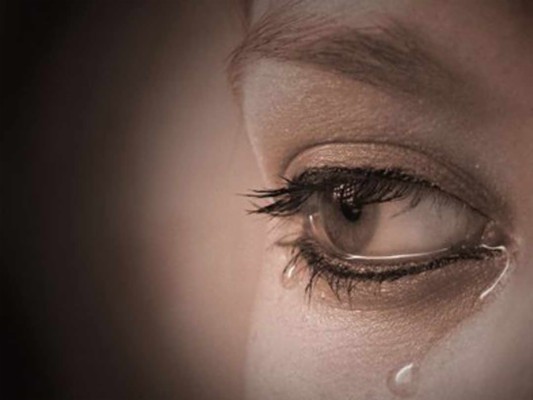 Tears In Eyes Hd - 1600x900 Wallpaper - teahub.io