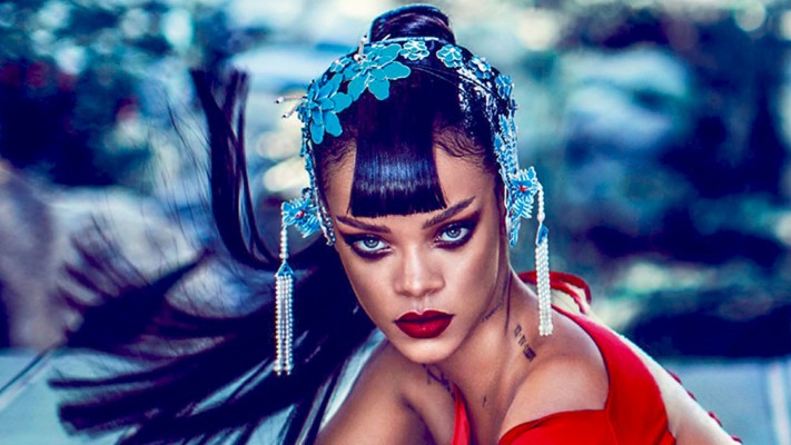 Rihanna Wallpaper - Only Way I Looking Back Is My Ass In The Mirror -  1280x800 Wallpaper 
