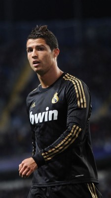 Cristiano Ronaldo Wallpapers For Iphone In Hd  - HD Wallpaper