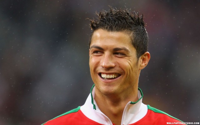 Cristiano Ronaldo Hairstyle Hd 2732x2732 Wallpaper Teahub Io