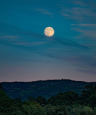 Full Moon Wallpaper - Moon Wallpaper For Mobile - 640x1136 Wallpaper ...