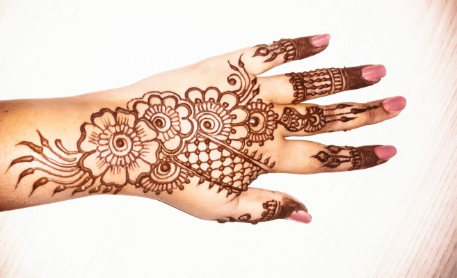 Mehndi Design Bail Front Hand 1600x10 Wallpaper Teahub Io