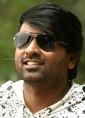 Vijay Sethupathi Latest Hd Photos/wallpapers (11904) - Vijay Sethupathi Images Hd  - HD Wallpaper