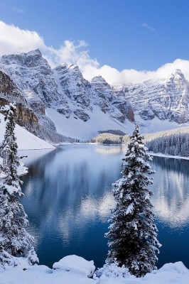 Snowy Mountains Iphone Wallpaper - Moraine Lake - 640x960 Wallpaper ...