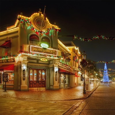 Disneyland Main Street Christmas - 1024x1024 Wallpaper - teahub.io