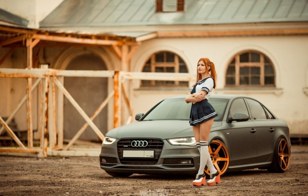 Wallpaper Audi Girl