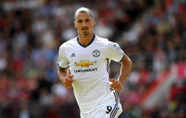 Photo Dédicacée Zlatan Ibrahimovic - Manchester United - Encadrée Bois Noir