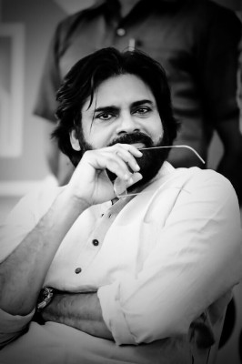 pawan kalyan face hd 640x960 wallpaper teahub io pawan kalyan face hd 640x960