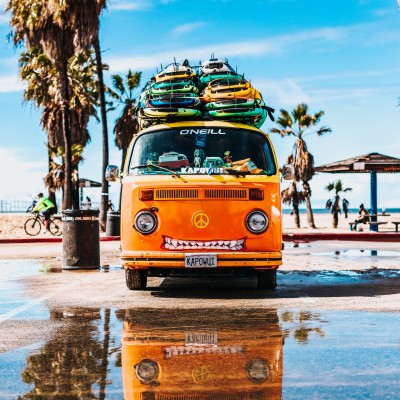 Wallpaper Bus, Surfing, Summer - Ipad Mini Wallpaper 2019  - HD Wallpaper