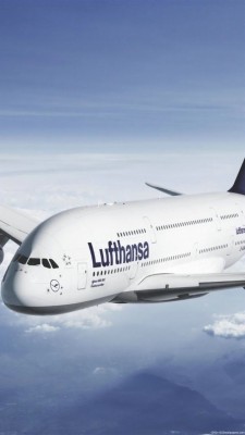 Commercial Aircraft Lufthansa Wallpaper - Lufthansa A380 Hangar ...