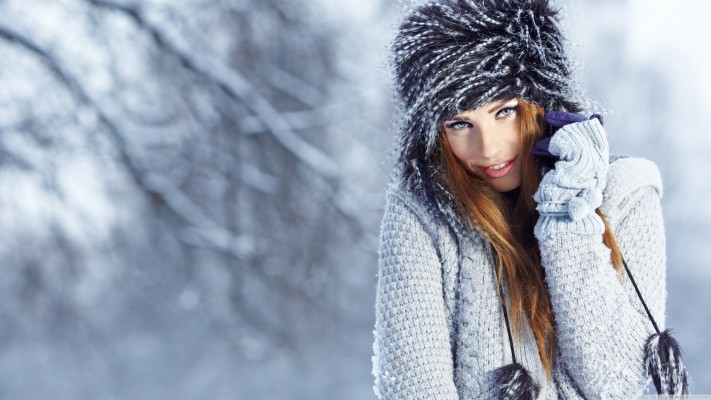 Girl Wallpaper Winter - 3554x1999 Wallpaper - teahub.io